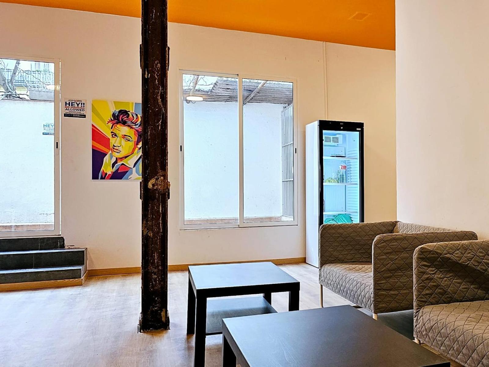 Hostel Arc House Pop Art Madrid Exterior foto