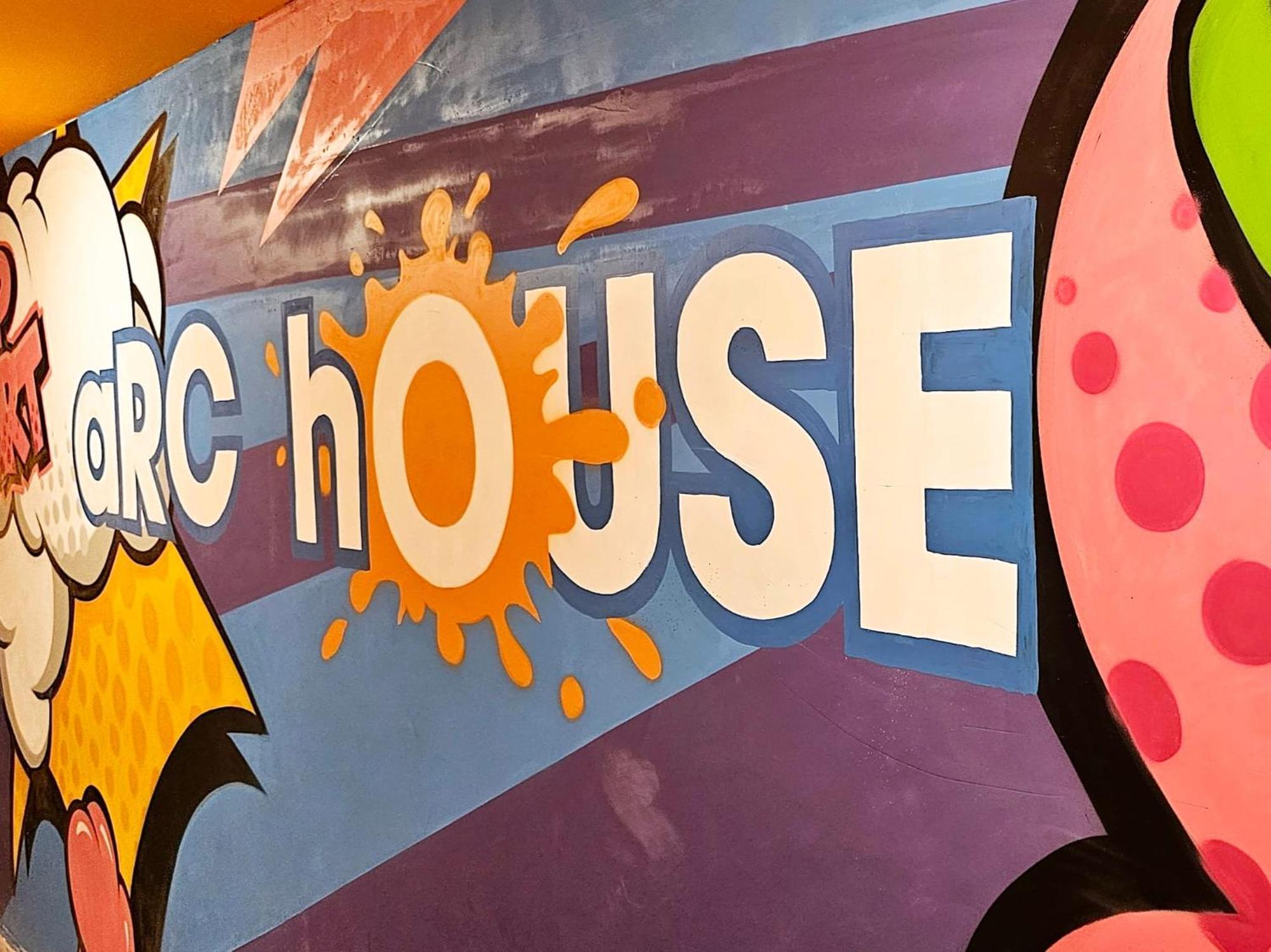 Hostel Arc House Pop Art Madrid Exterior foto