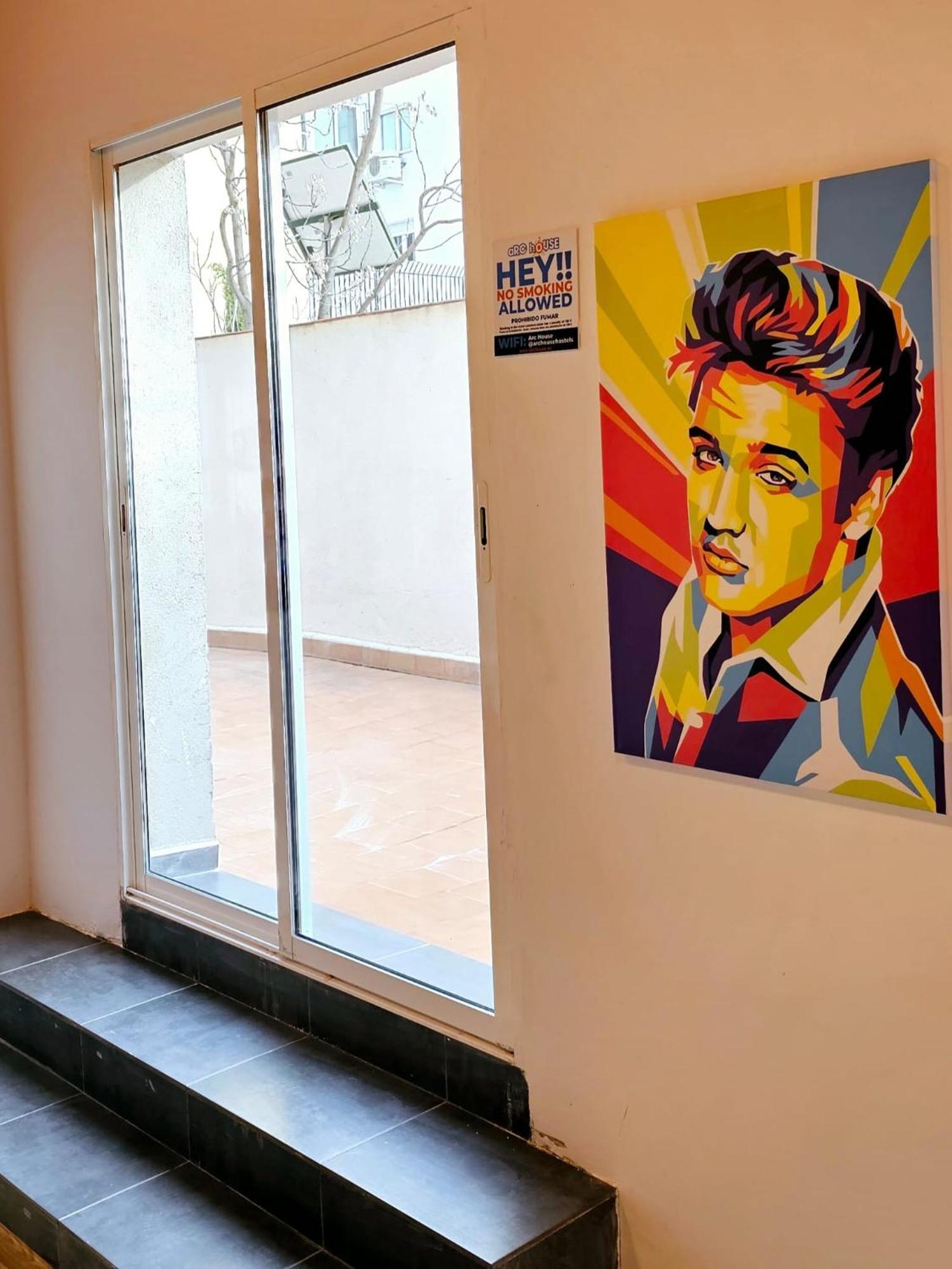 Hostel Arc House Pop Art Madrid Exterior foto